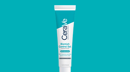 CeraVe Hidratantni gel za lice za kožu sklonu nepravilnostima koži daje vidljivo čišći izgled.